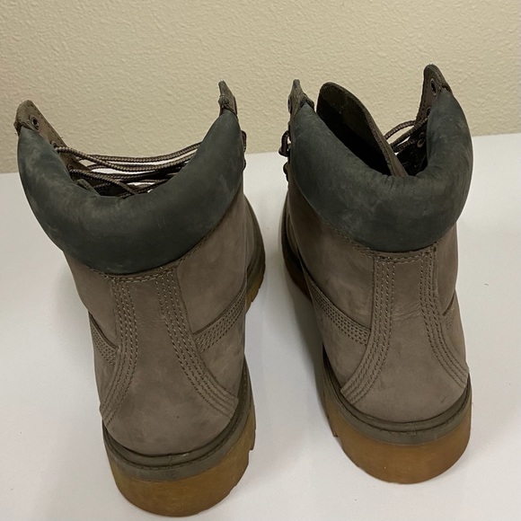 Timberland Men’s Classic Boots, Size 7